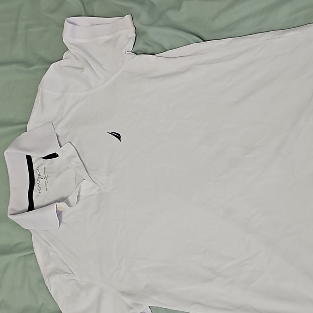 Nuatica polo